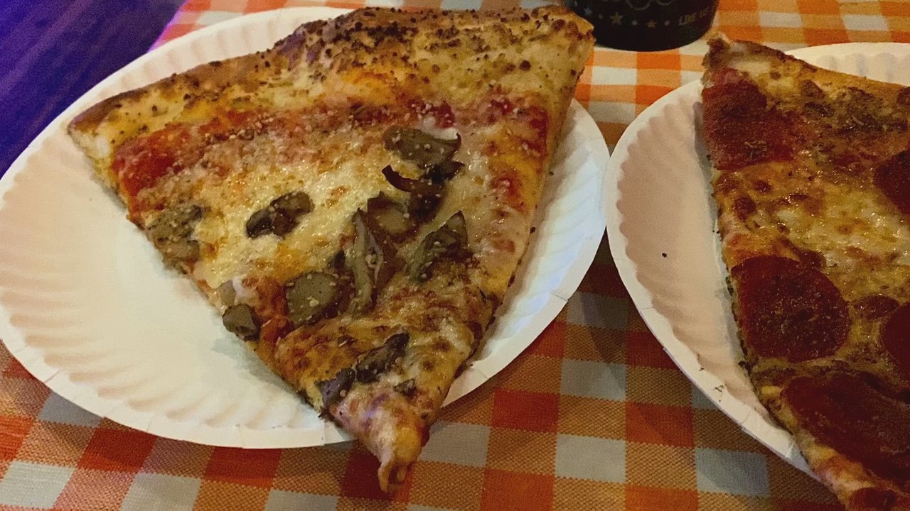 Mikey's Late Night Slice - Bars Near Me - Columbus, Ohio