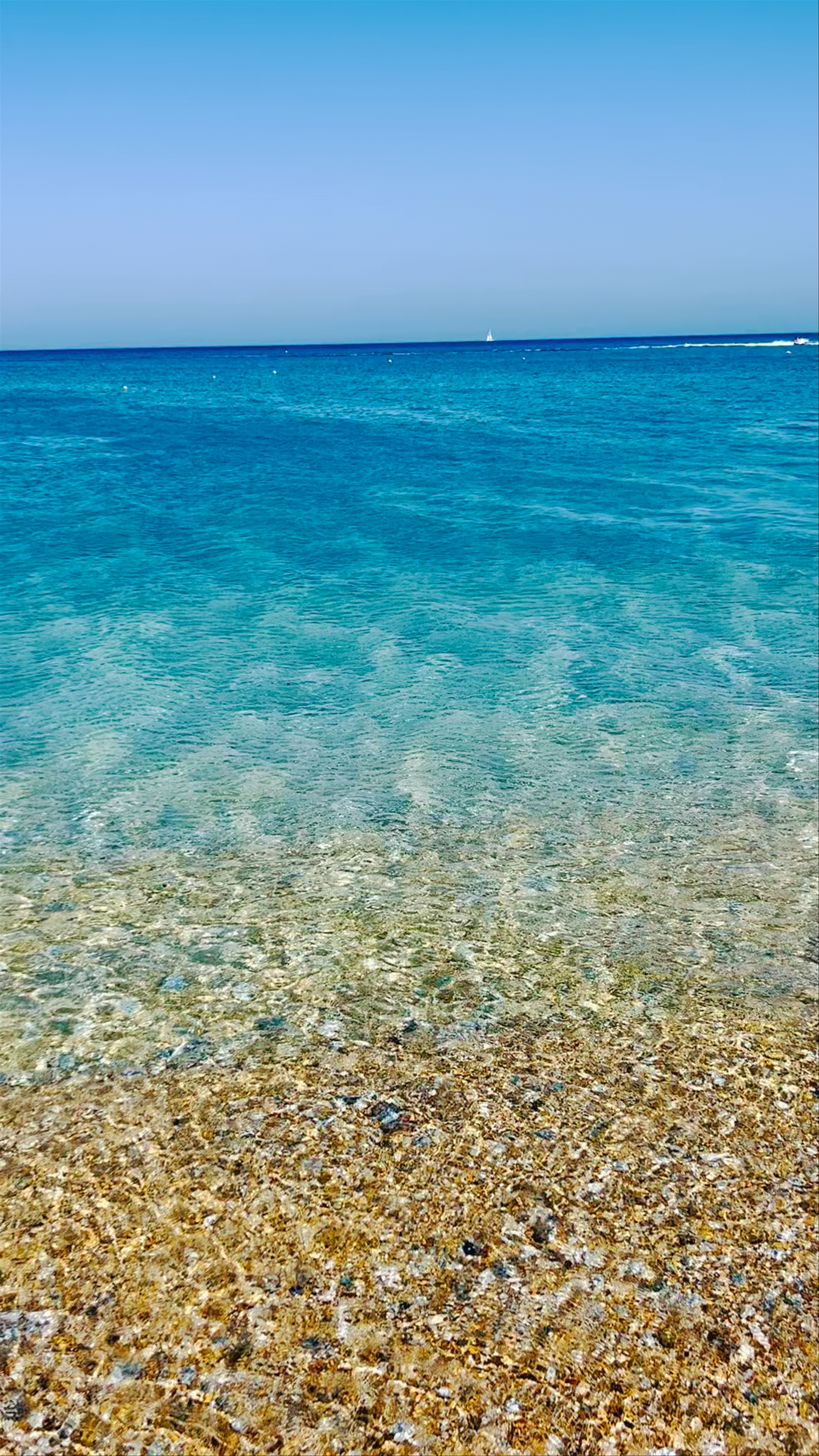 Skala Beach: Crystal Clear Shores on Cephalonia, Greece