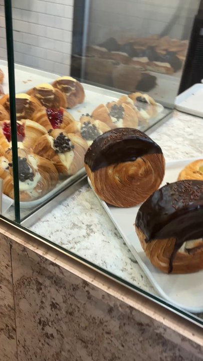 La 57 - Dallas - Bakeries Near Me - Dallas, Texas