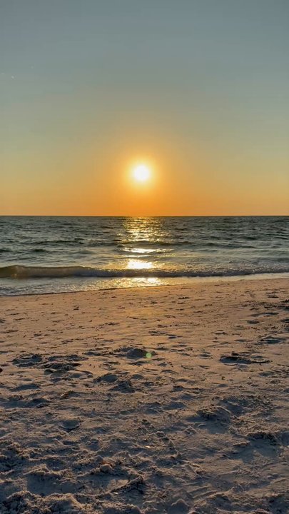 Anna Maria Beach - Beaches Near Me - Bradenton Beach, Florida