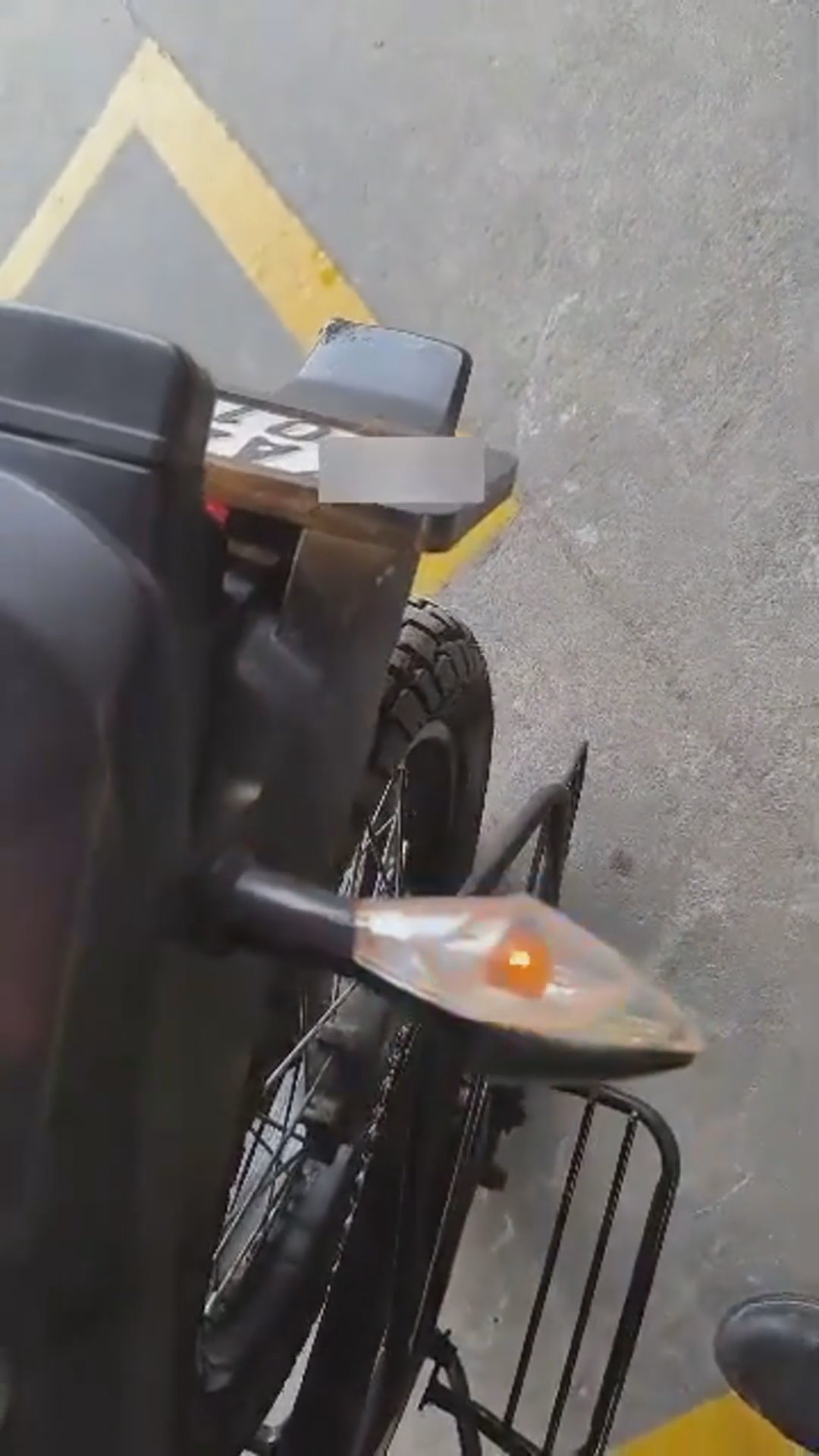 Walk-around video thumbnail