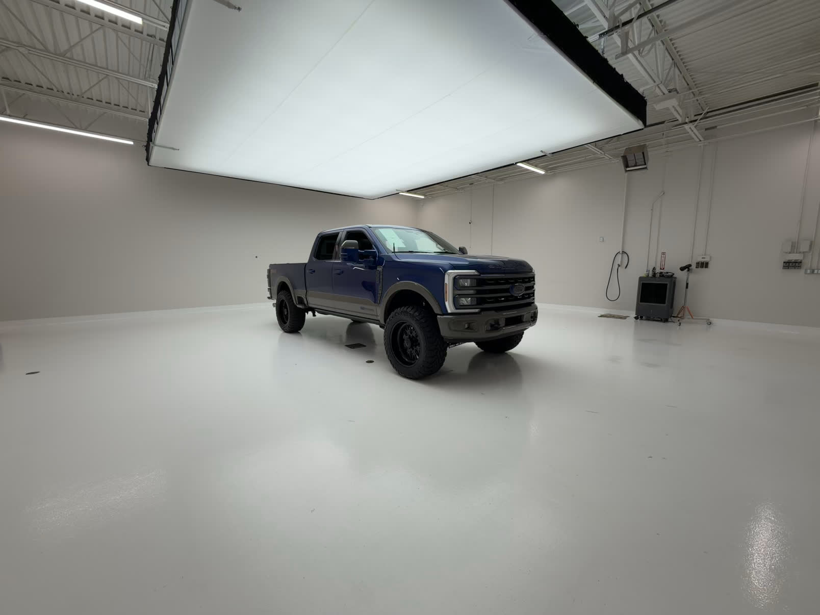 Lifted Trucks - #TX09561A - 2026 Ford F-350 Super Duty King Ranch Crew Cab