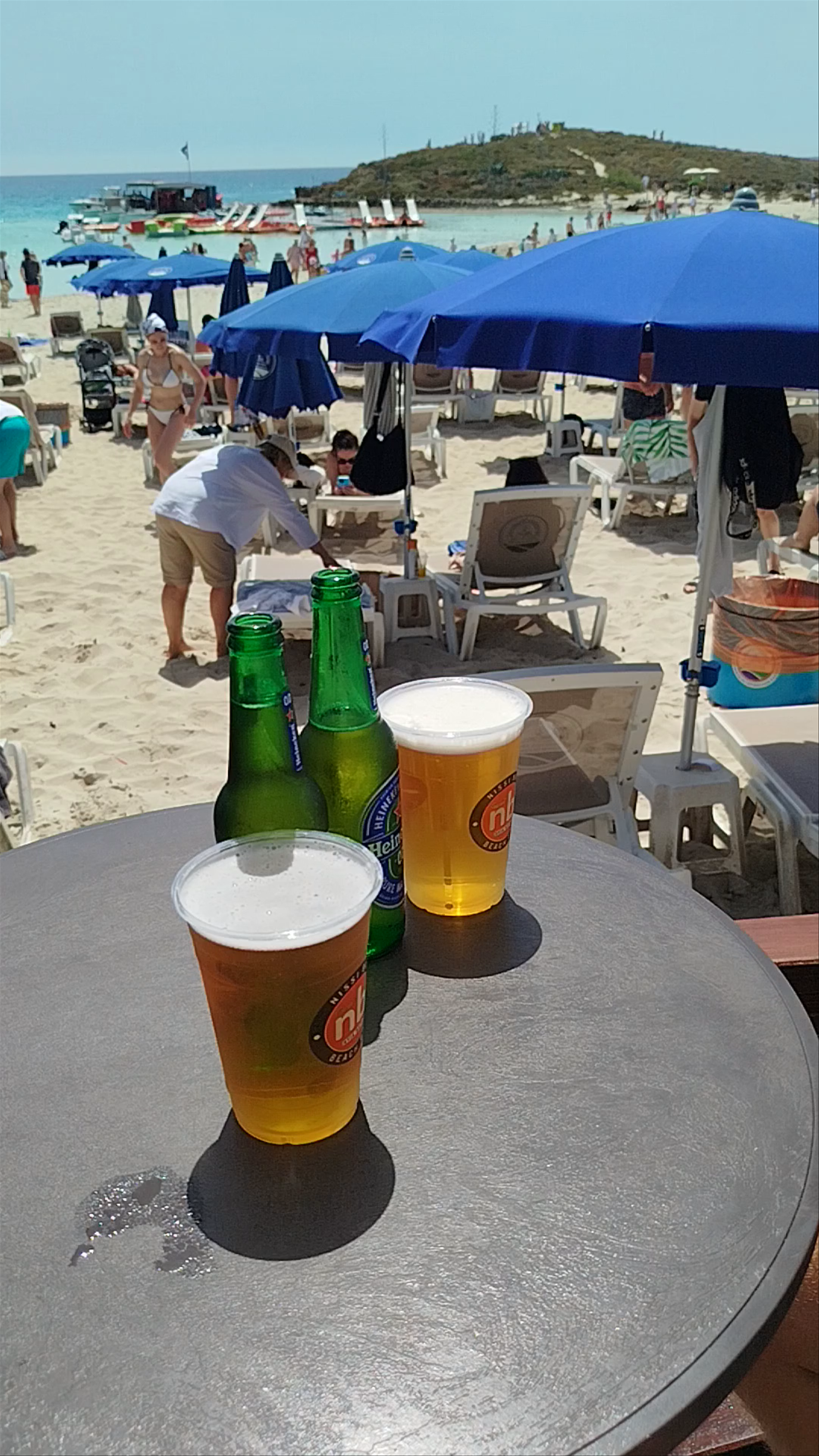 Nissi Bay Beach Bar