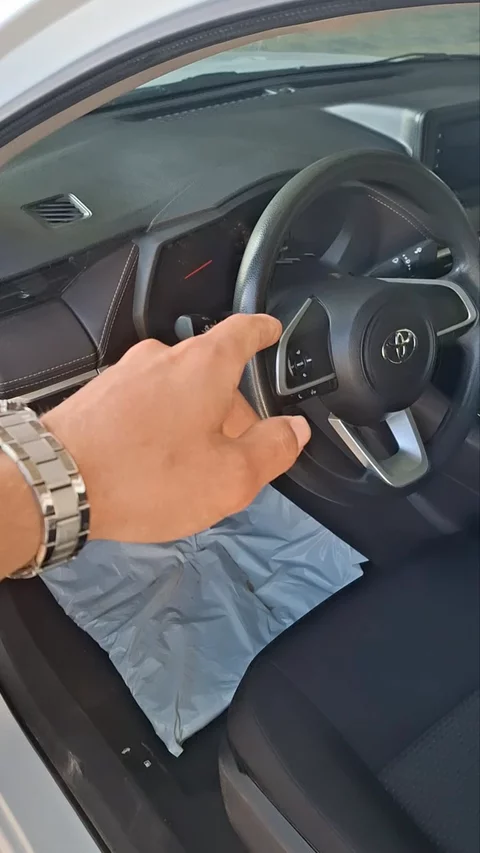 تويوتا يارس Y 2023