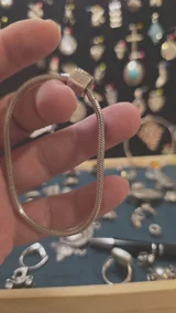 Product clip