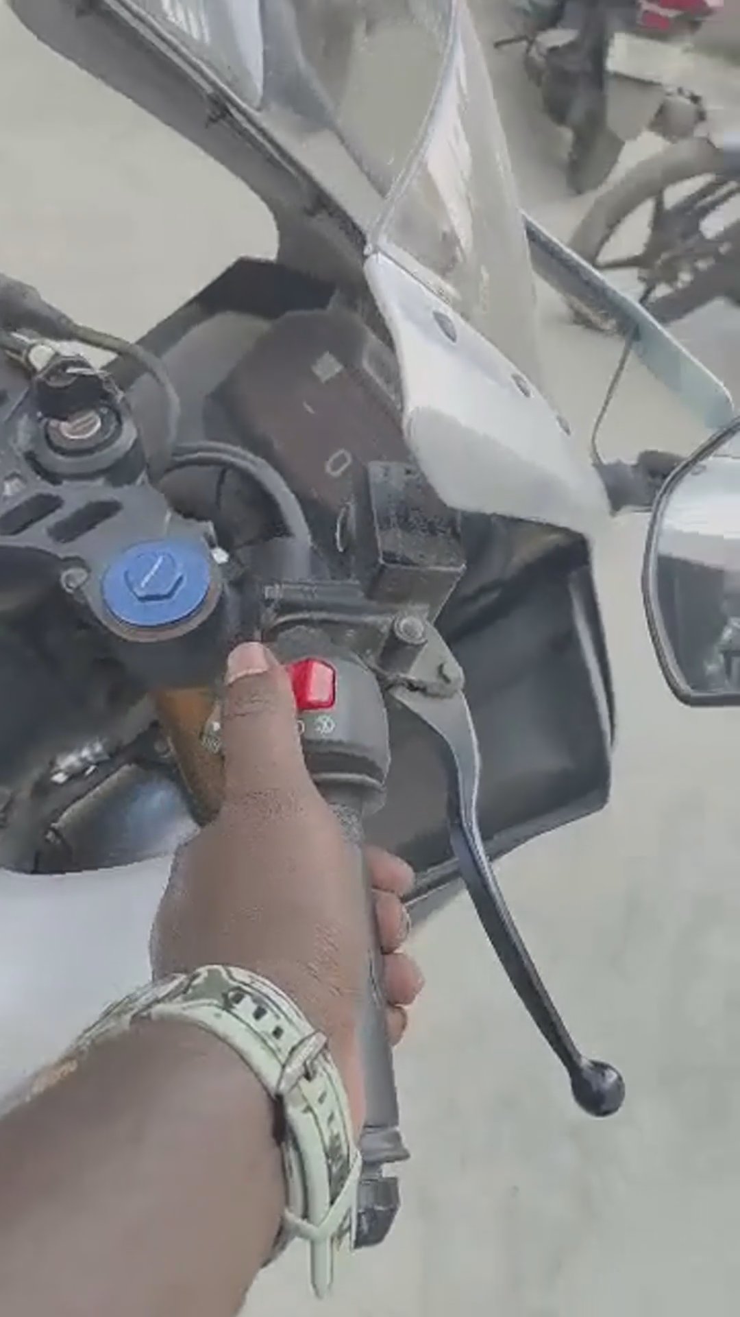 Walk-around video thumbnail