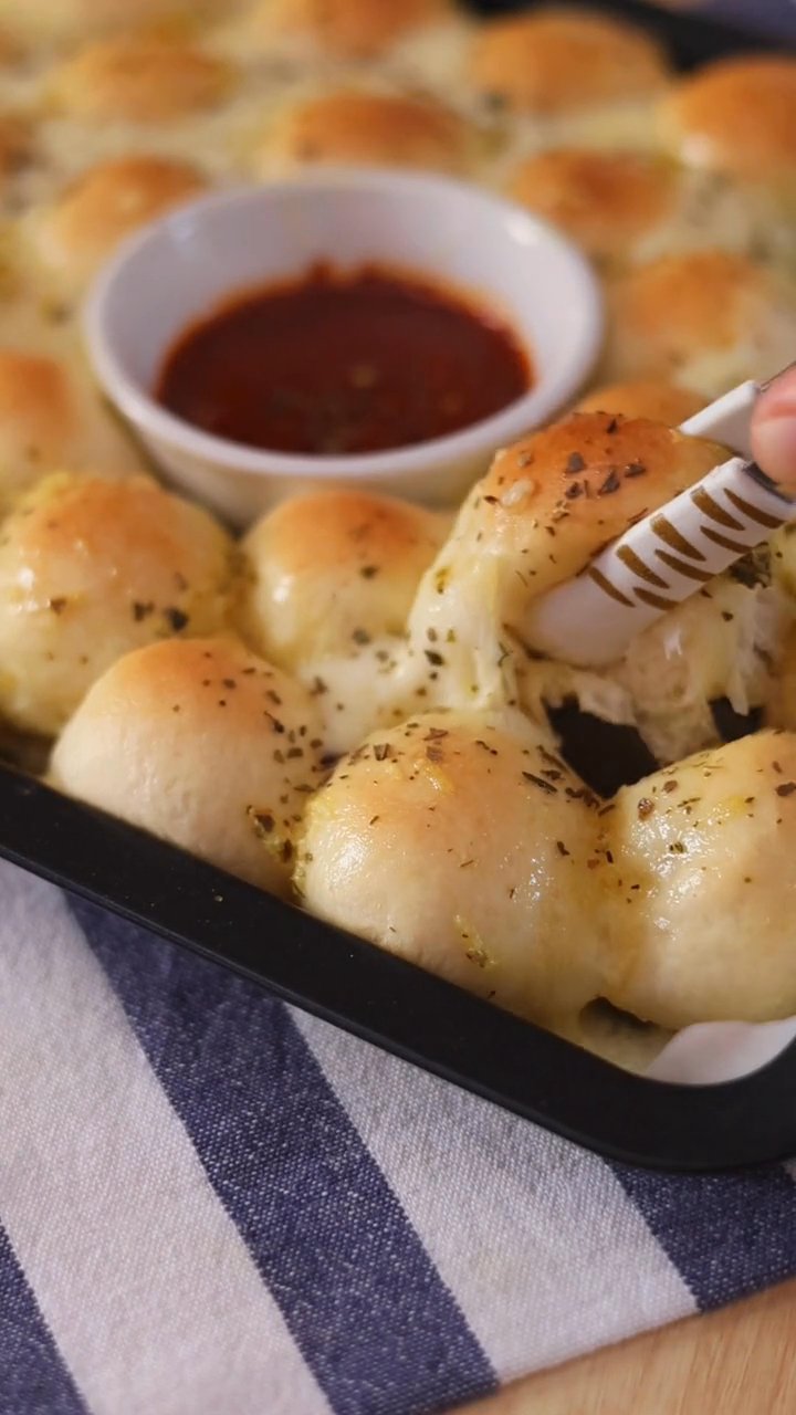 foodie heaven
🎥 Icha Ghozali · Pexels
#food #foodie #foodporn #cooking #yummy