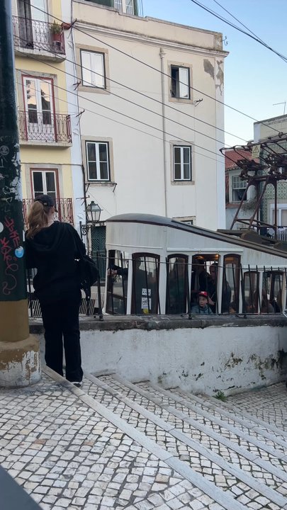 vila bica - Bars Near Me - Lisbon, 11