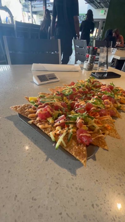 PopStroke - 10/10 Poke Nachos - Mini Golf Near Me - Paradise, Nevada
