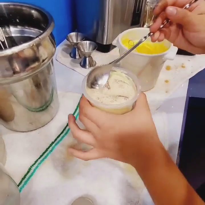 Bubble Bee - Oreo Cream Brule Milk Tea - Bubble Tea Near Me - Fort Wayne, Indiana