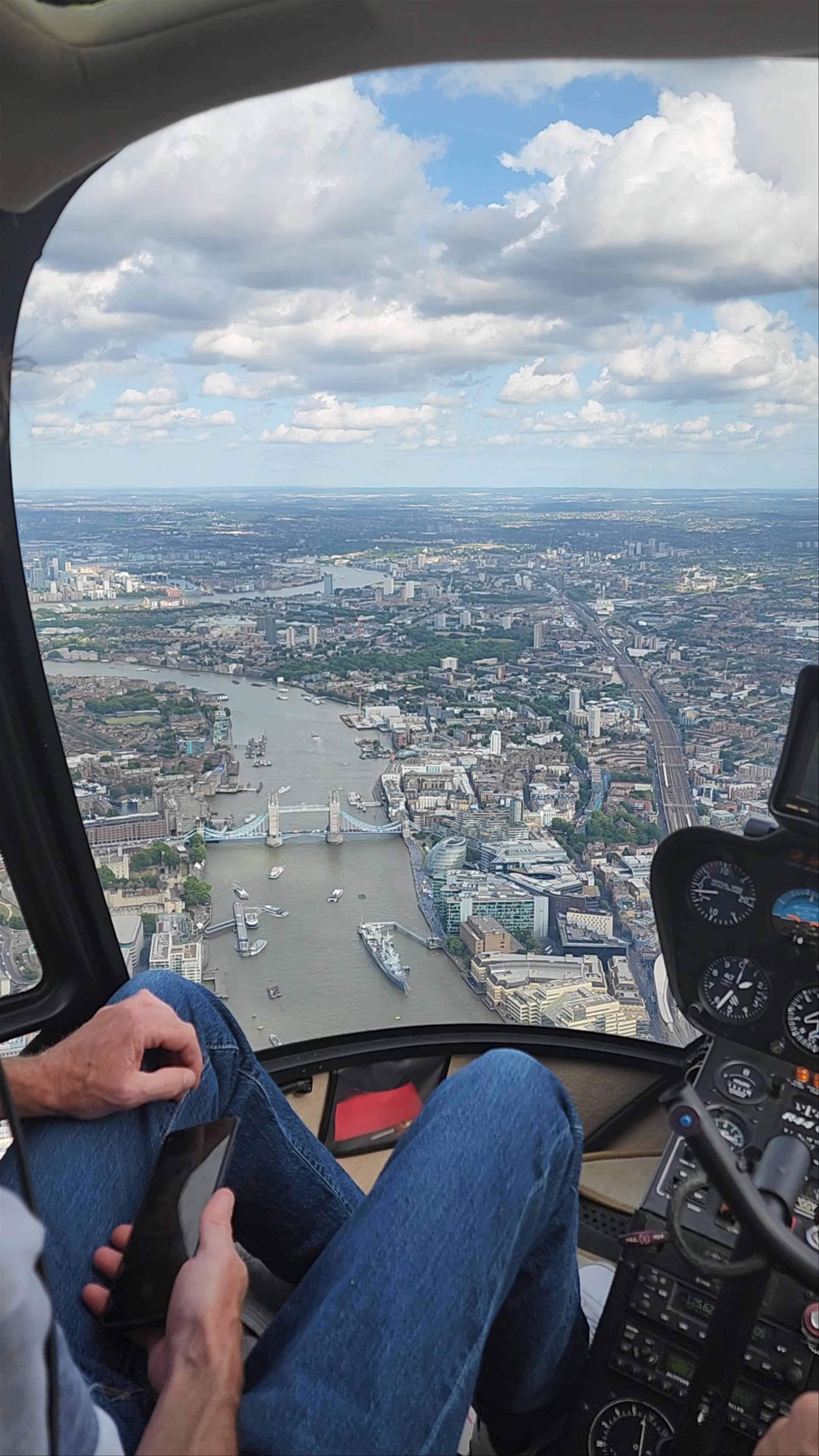 Breathtaking London Aerial Tour from a Helicopter