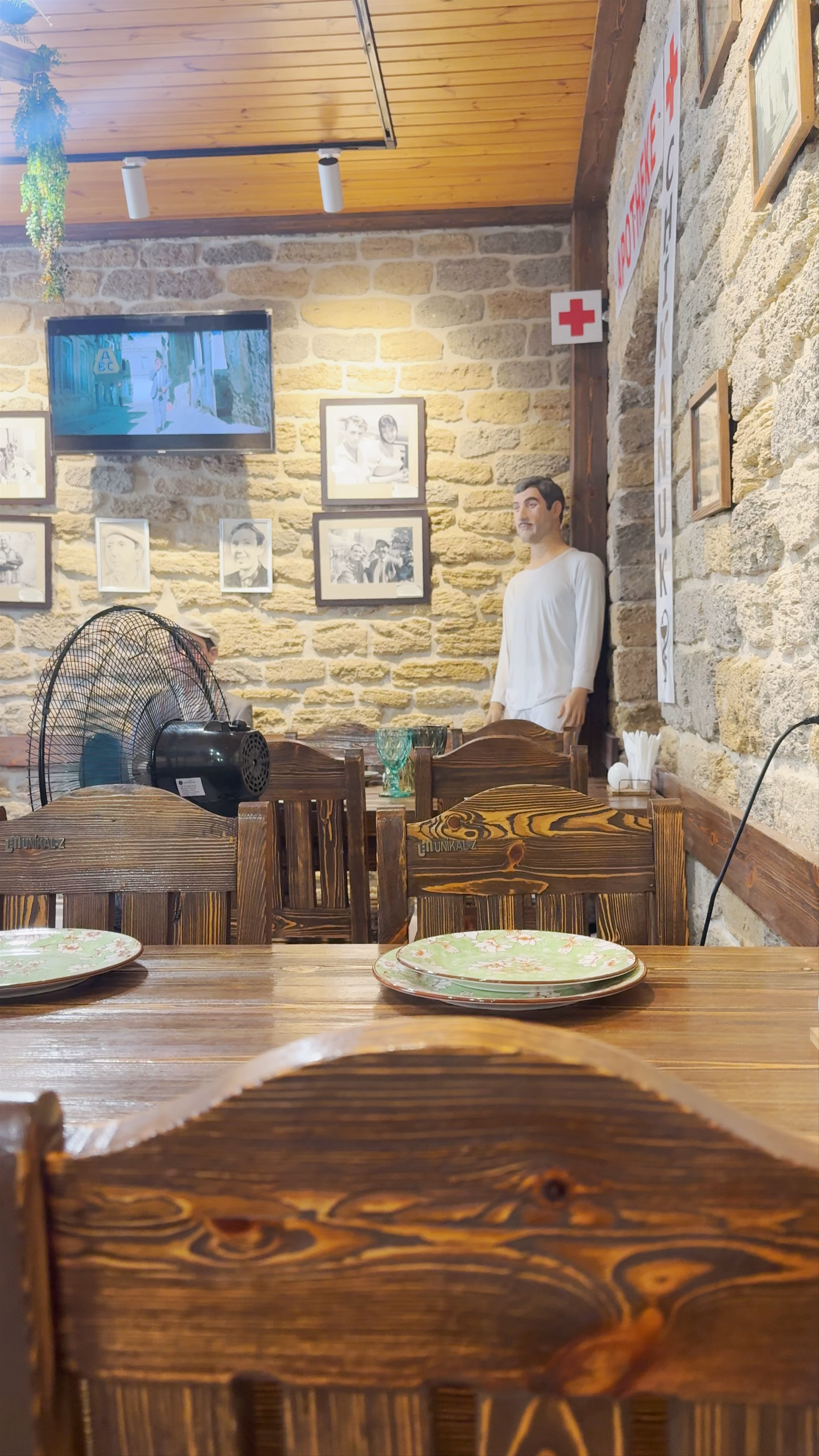 Кафе Черт Побери