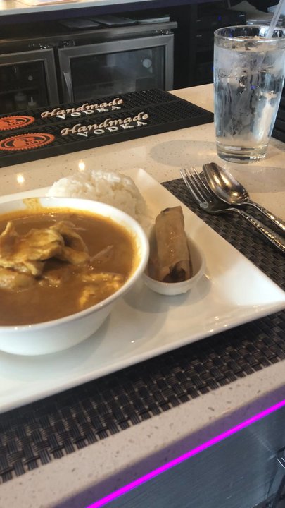 Sawasdee Thai Elevated - Yellow Curry - Thai Near Me - Plainview, New York