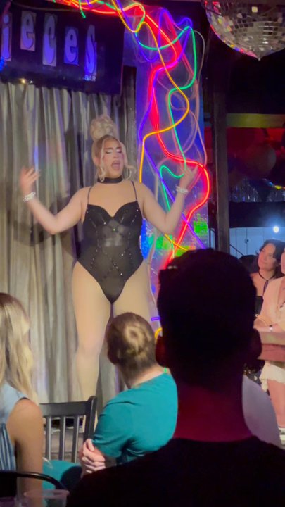 Pieces - Gay Bars Near Me - New York, New York
