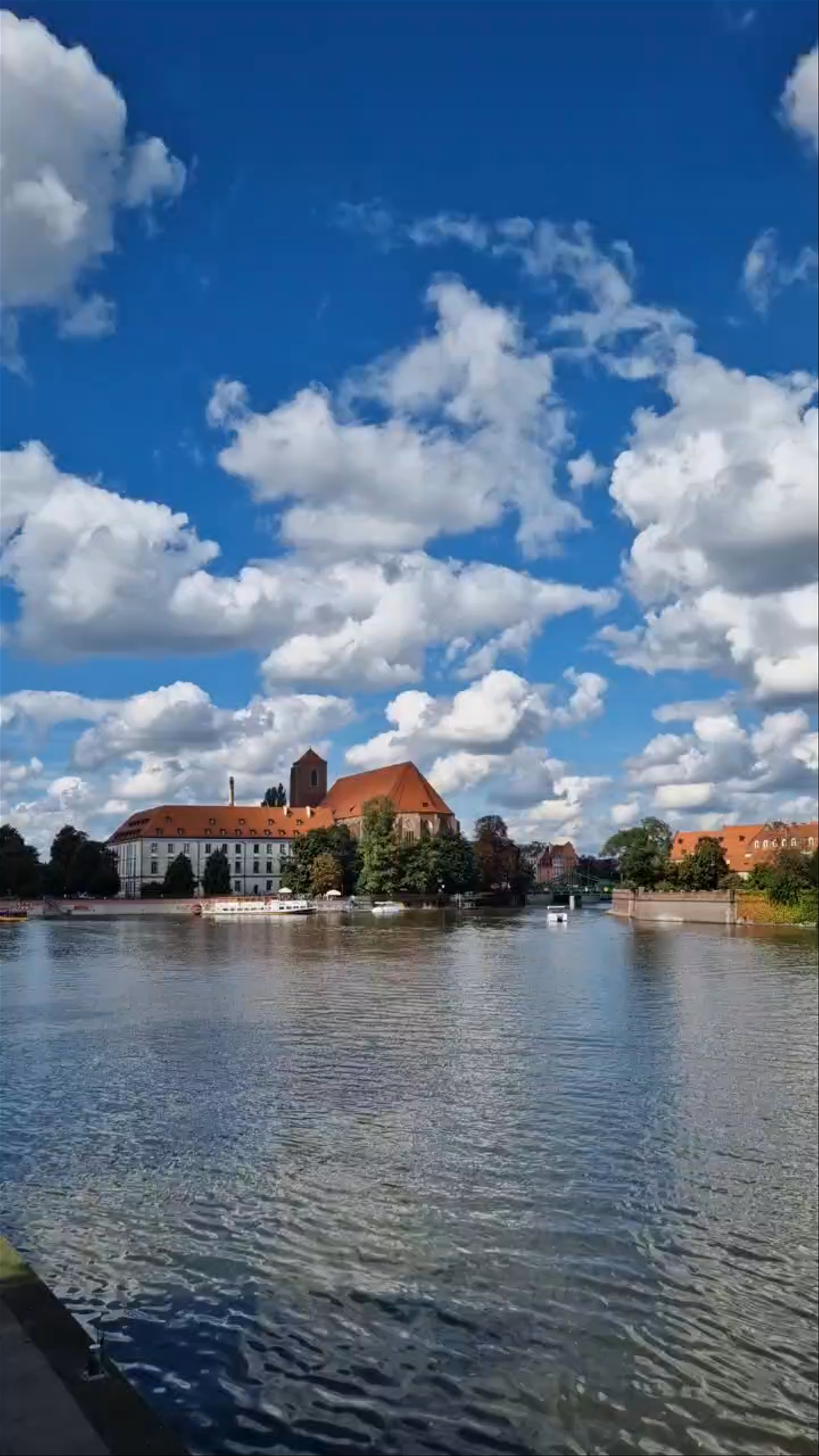 Ostrów Tumski: Historic Riverside Serenity in Wrocław, Poland
