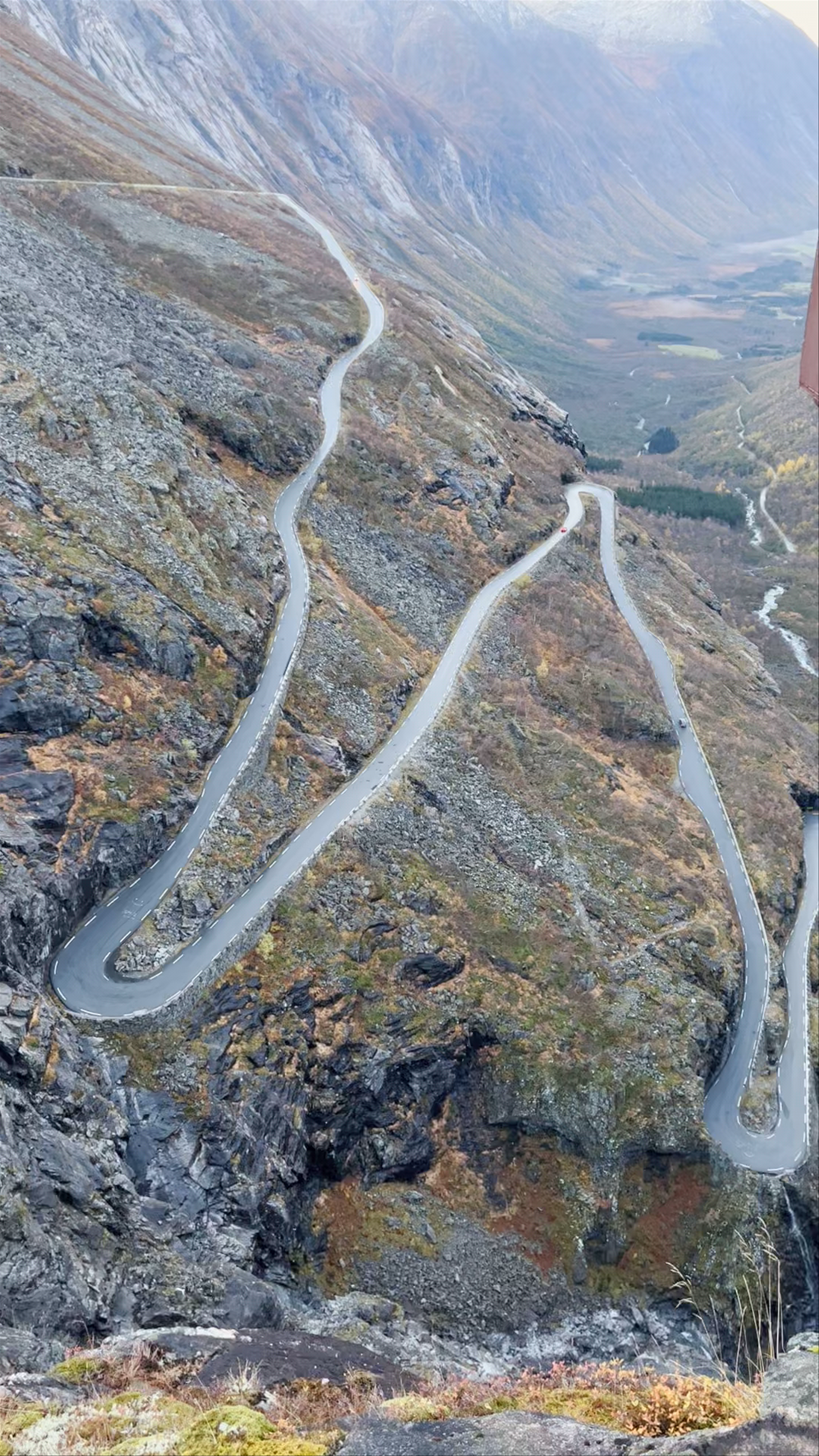 Vista panoramica dal sentiero di Trollstigen