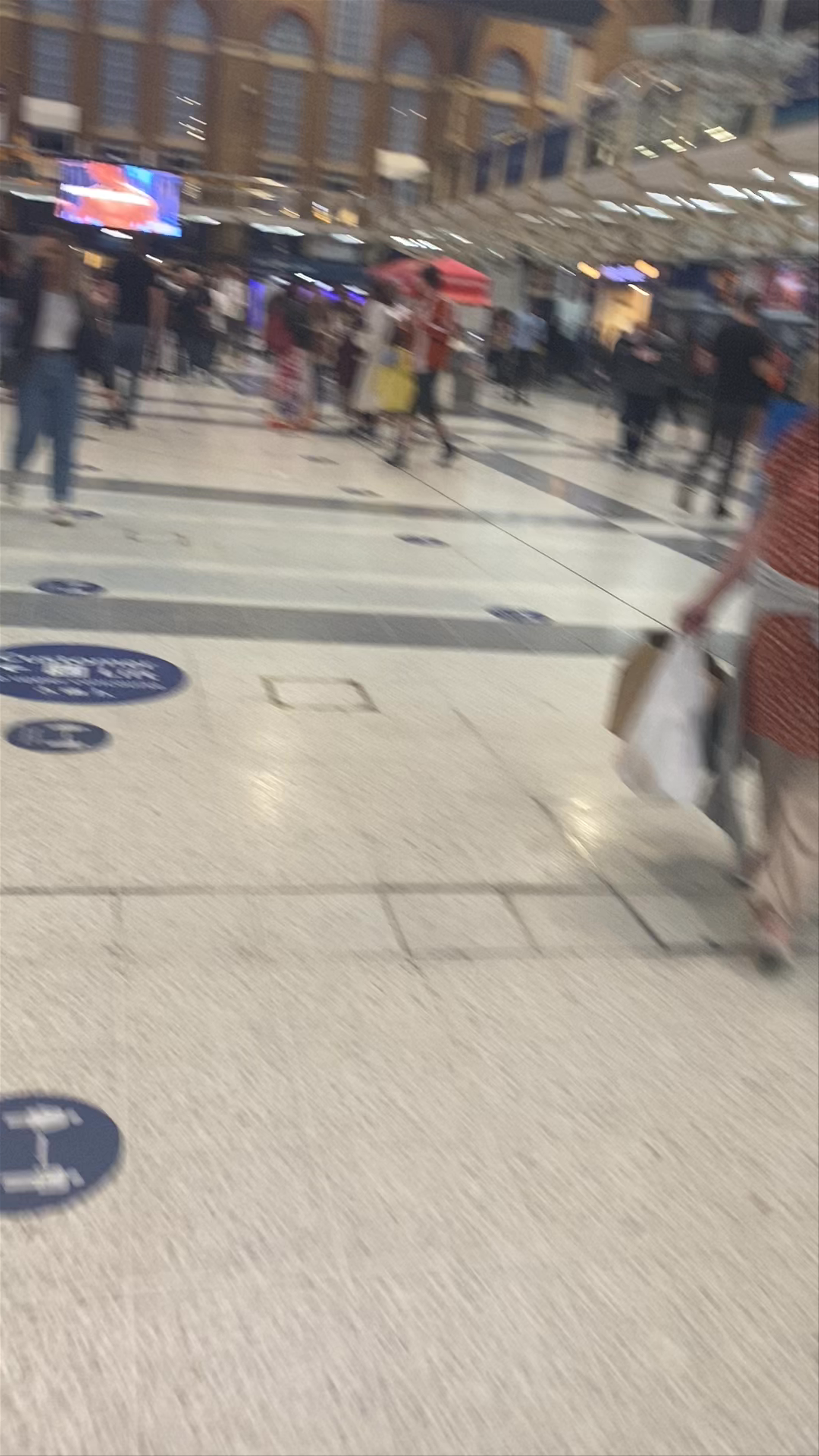Liverpool Street Station: Vibrant London Transit Hub