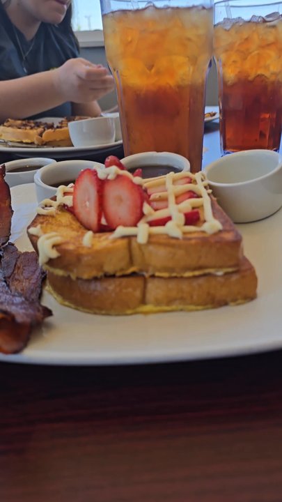 84 Cafe - Stuffed French Toast that will blow your mind. - Breakfast & Brunch Near Me - Hayti, Missouri