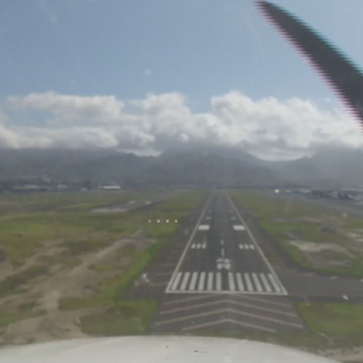 George's Aviation Services - Landing on 4R after a beautiful morning flight. My better half has the controls. - Flight Instruction Near Me - Honolulu, Hawaii