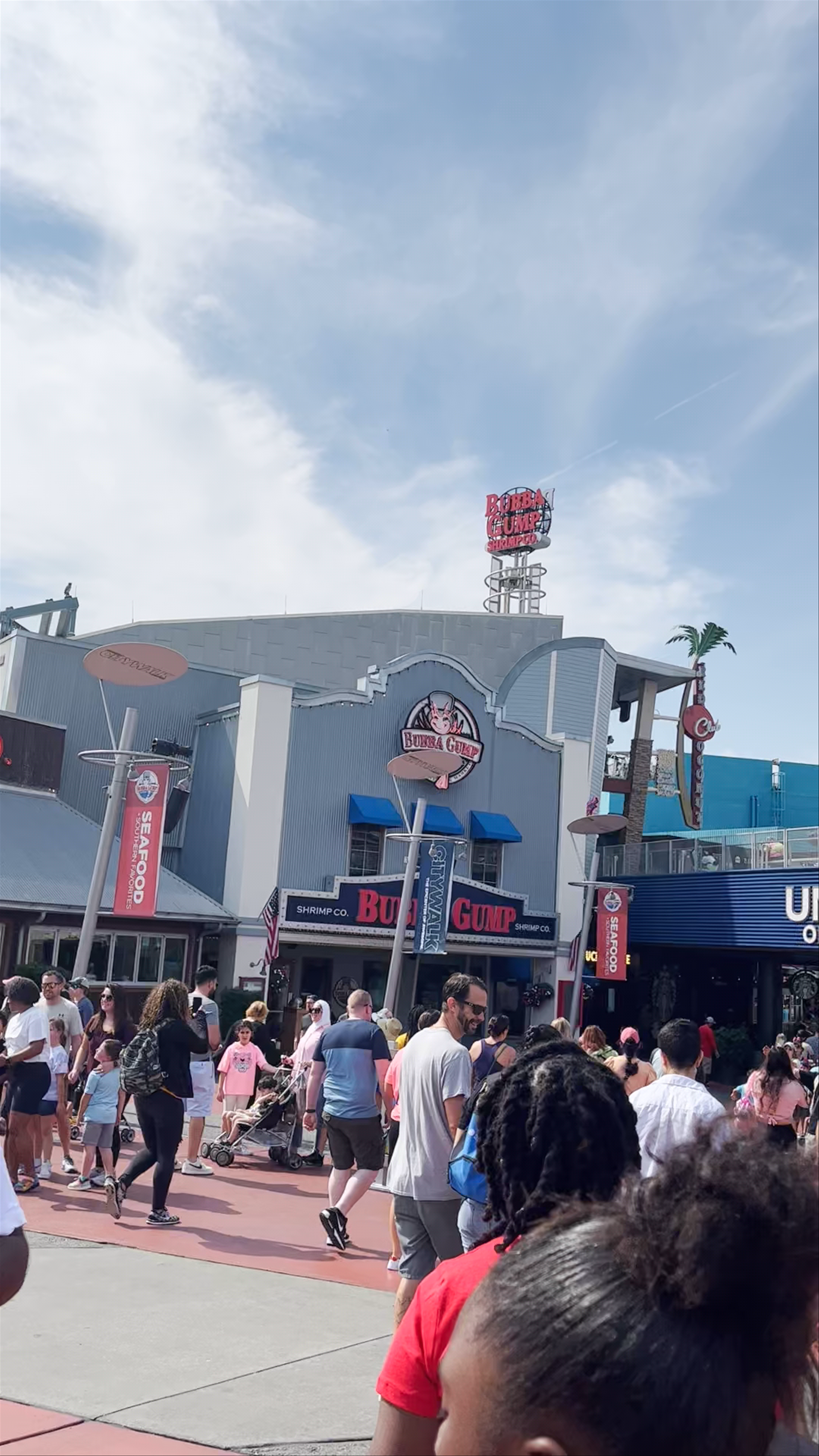 Universal CityWalk Orlando: Lively Entertainment Hub