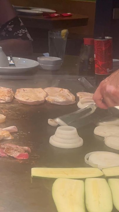 Benihana - Maple Grove - Sushi Bars Near Me - Maple Grove, Minnesota