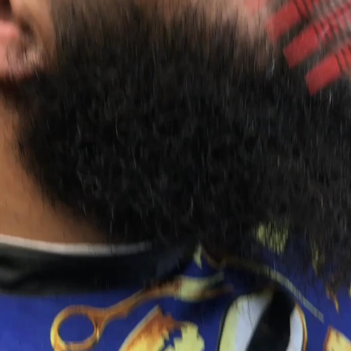 Evolution Barbershop - Sculpting a beard the professional way! - Barbers Near Me - Patchogue, New York