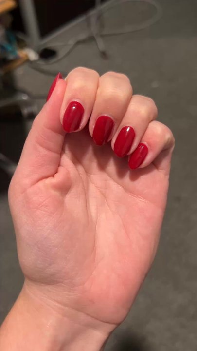 Lavish Nails - I was just trying to wash my hair... made my nails way too thin. - Nail Salons Near Me - Lexington, Kentucky
