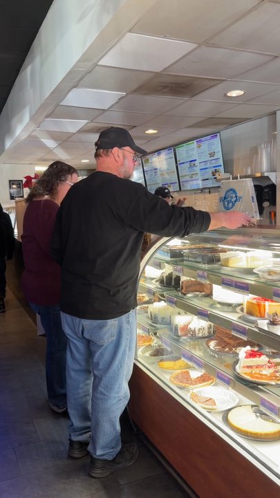 PARKWAY DELI & RESTAURANT - Updated July 2026 - 584 Photos & 985 ...