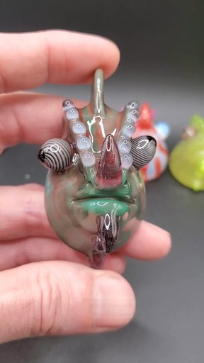 Preview pic of Mint/belladonna chameleon