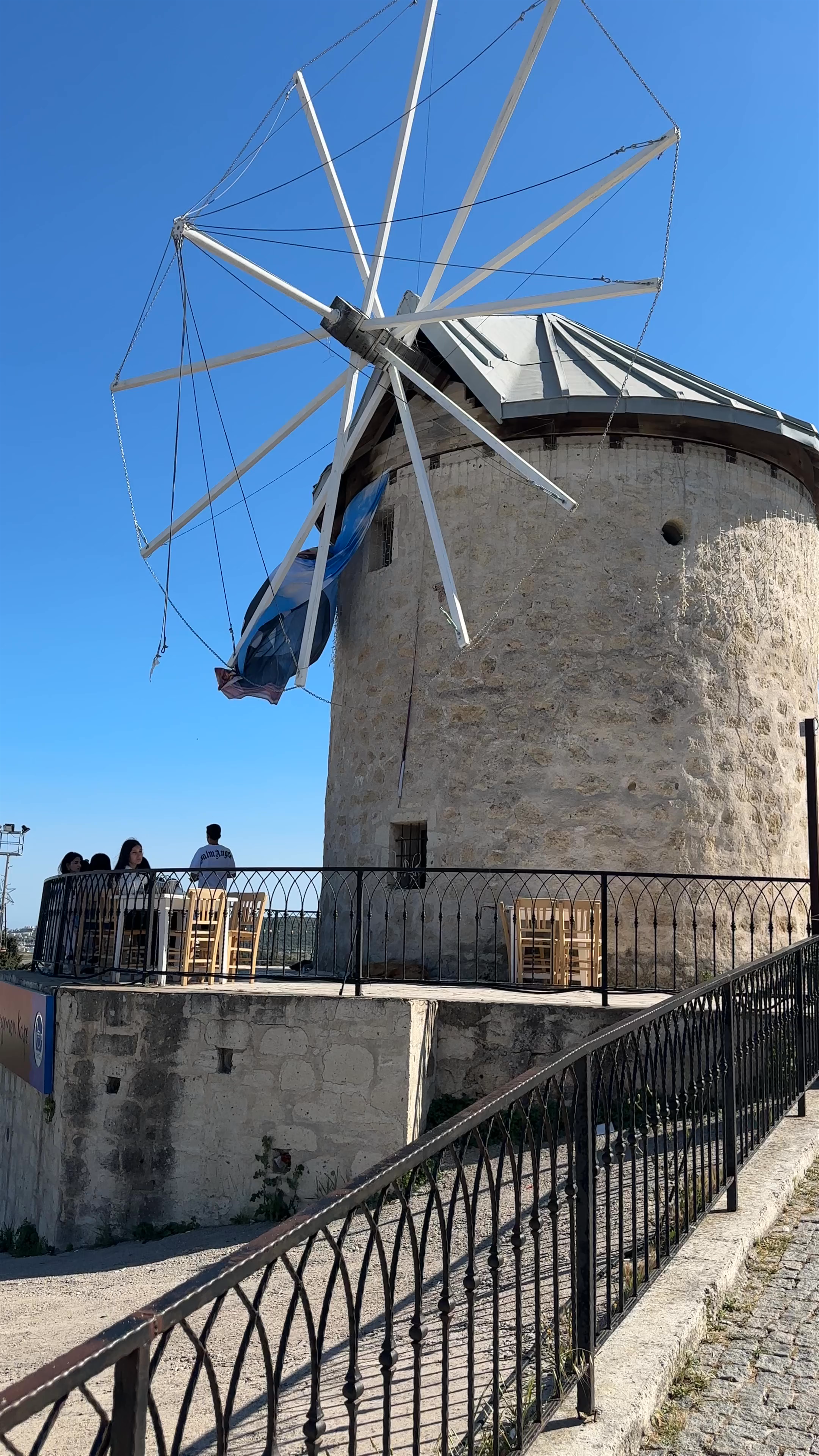 Alaçatı Değirmenleri