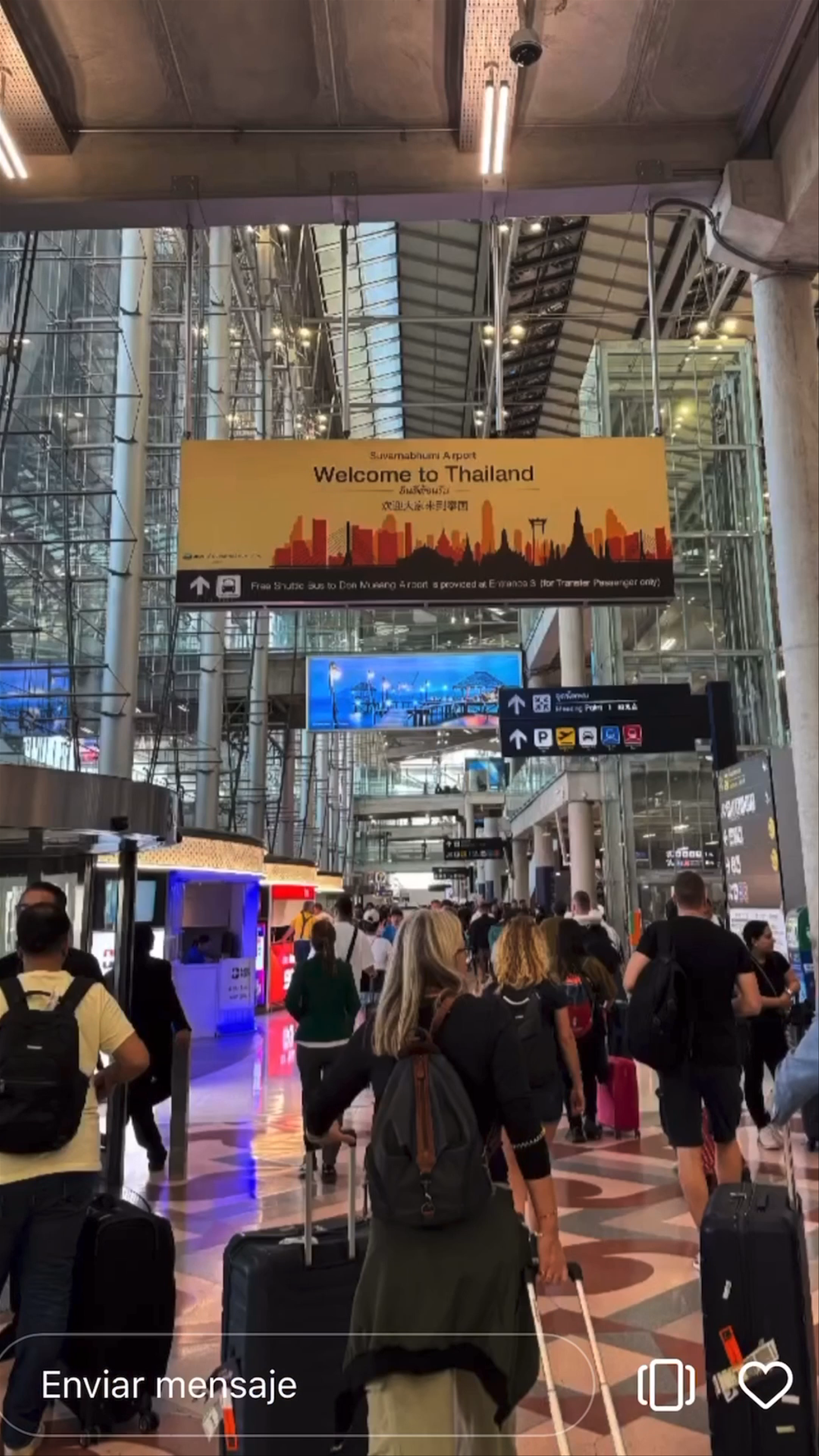 Heaven Rooftop Bar & Lounge