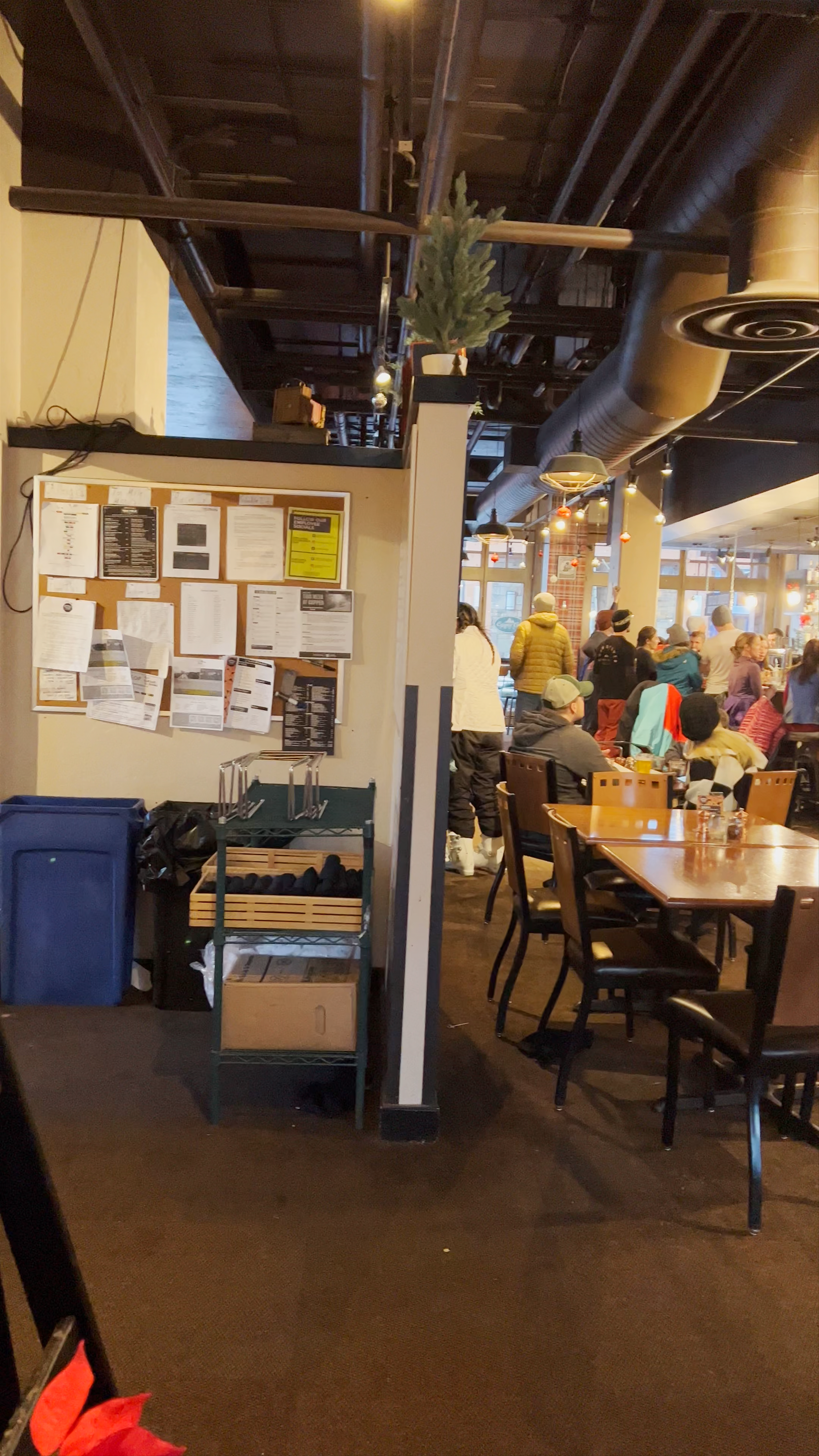 Sawmill Pizza & Taphouse