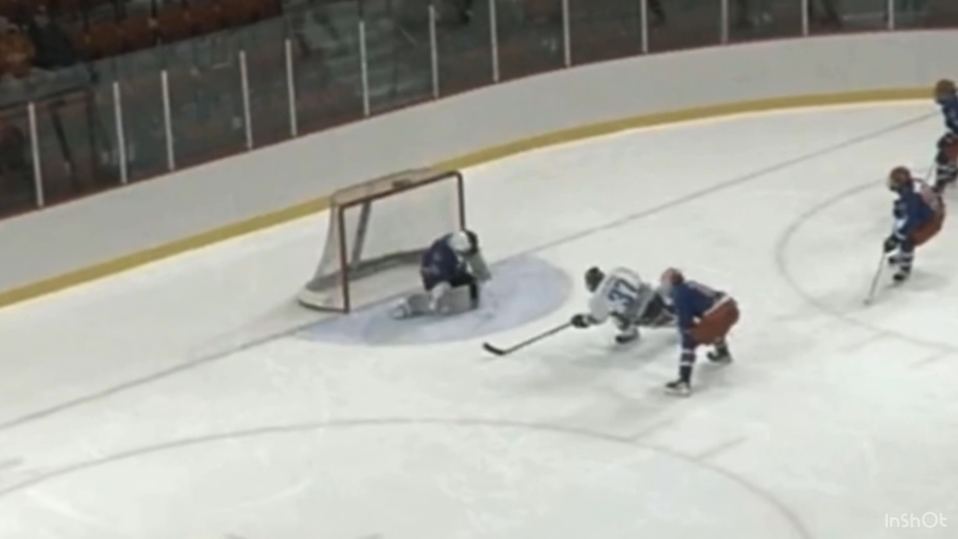 Arthur Lalonde's « Saw the Open Ice » Goal (CCHL - Dec. 4, 2025)