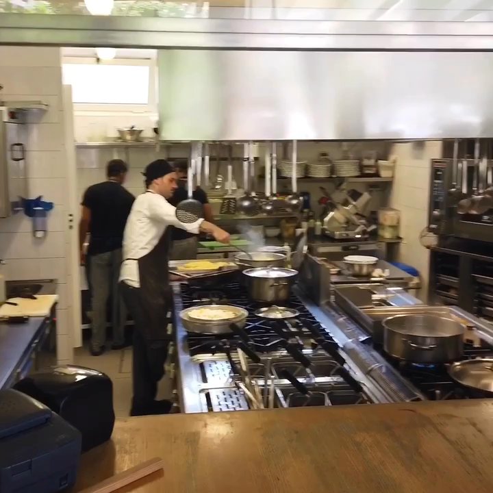 Panorama - Panorama vibe - Pizza Near Me - Capri, NA