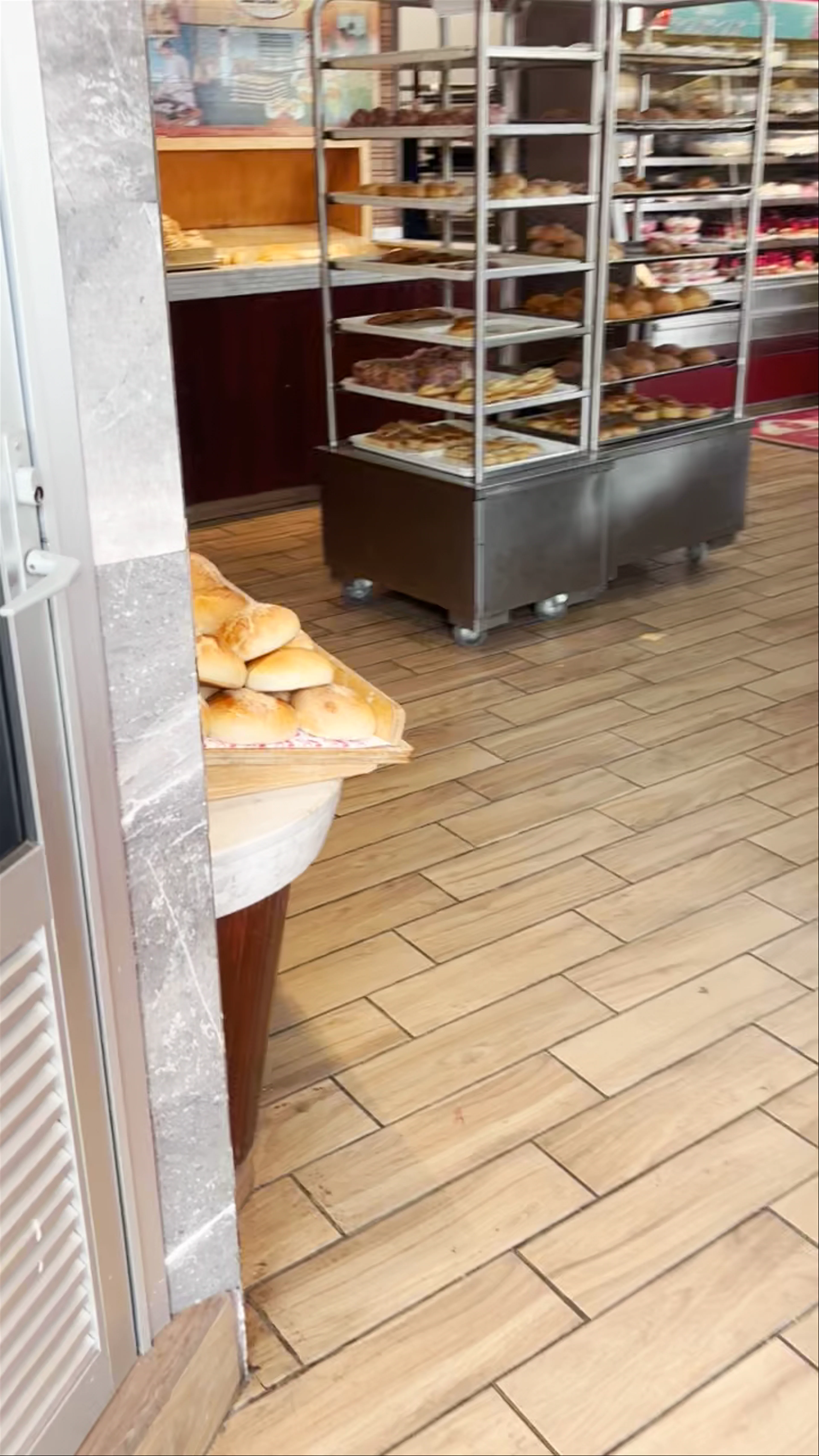 Pastelerías La Era, Calzada del Sol MZ 042