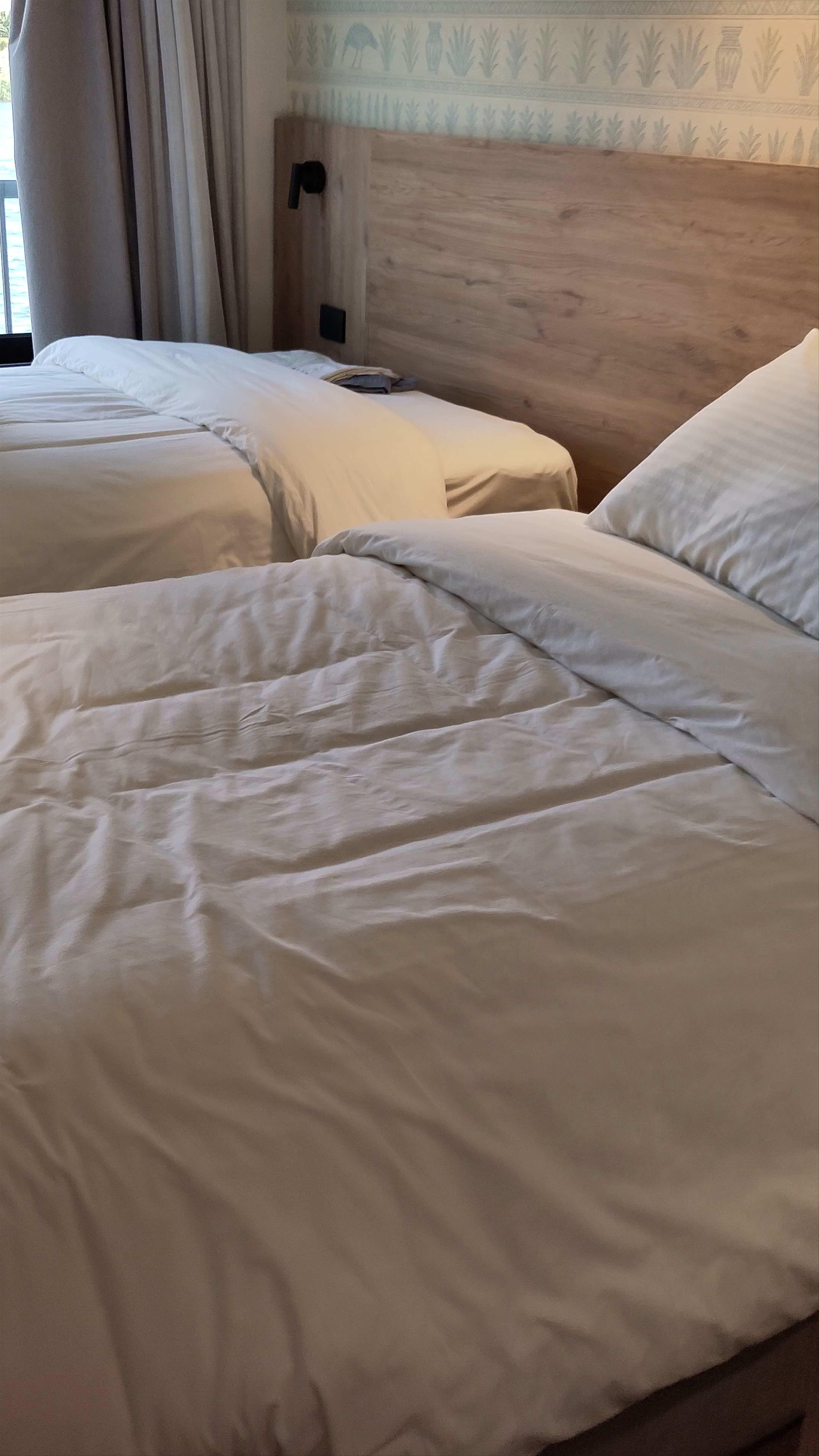 Nile Cruise from Luxor To Aswan