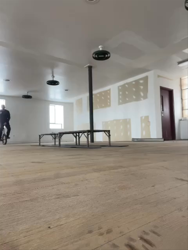 riu set: Boxy full out flip 
