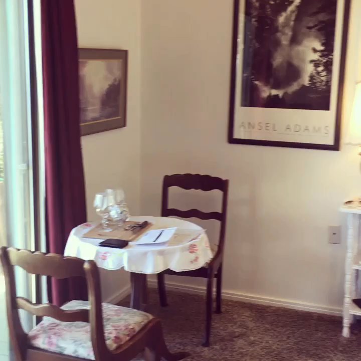 Vulture's View Bed and Breakfast - Bed & Breakfast Near Me - Oakhurst, California