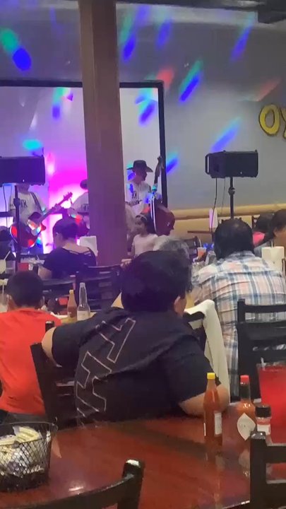 Fish N' Tails Oyster Bar - Live Band - Seafood Near Me - Garland, Texas