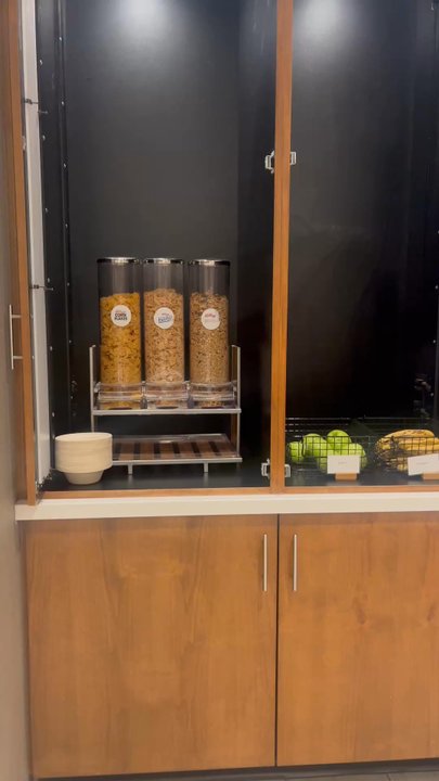 SpringHill Suites - Breakfasts - Hotels Near Me - Avondale, Arizona