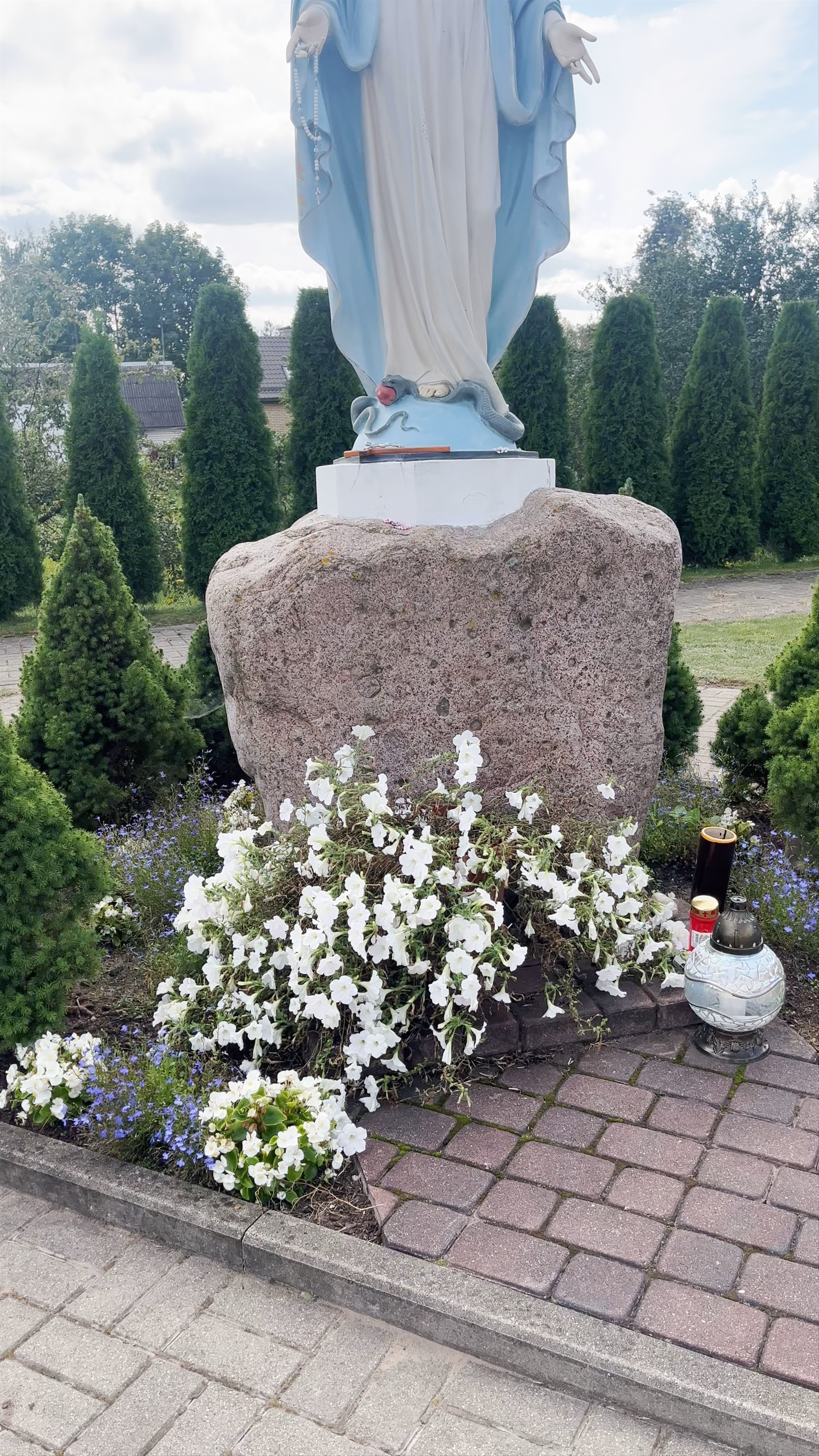 Sacred Heart of Jesus Roman Catholic Church