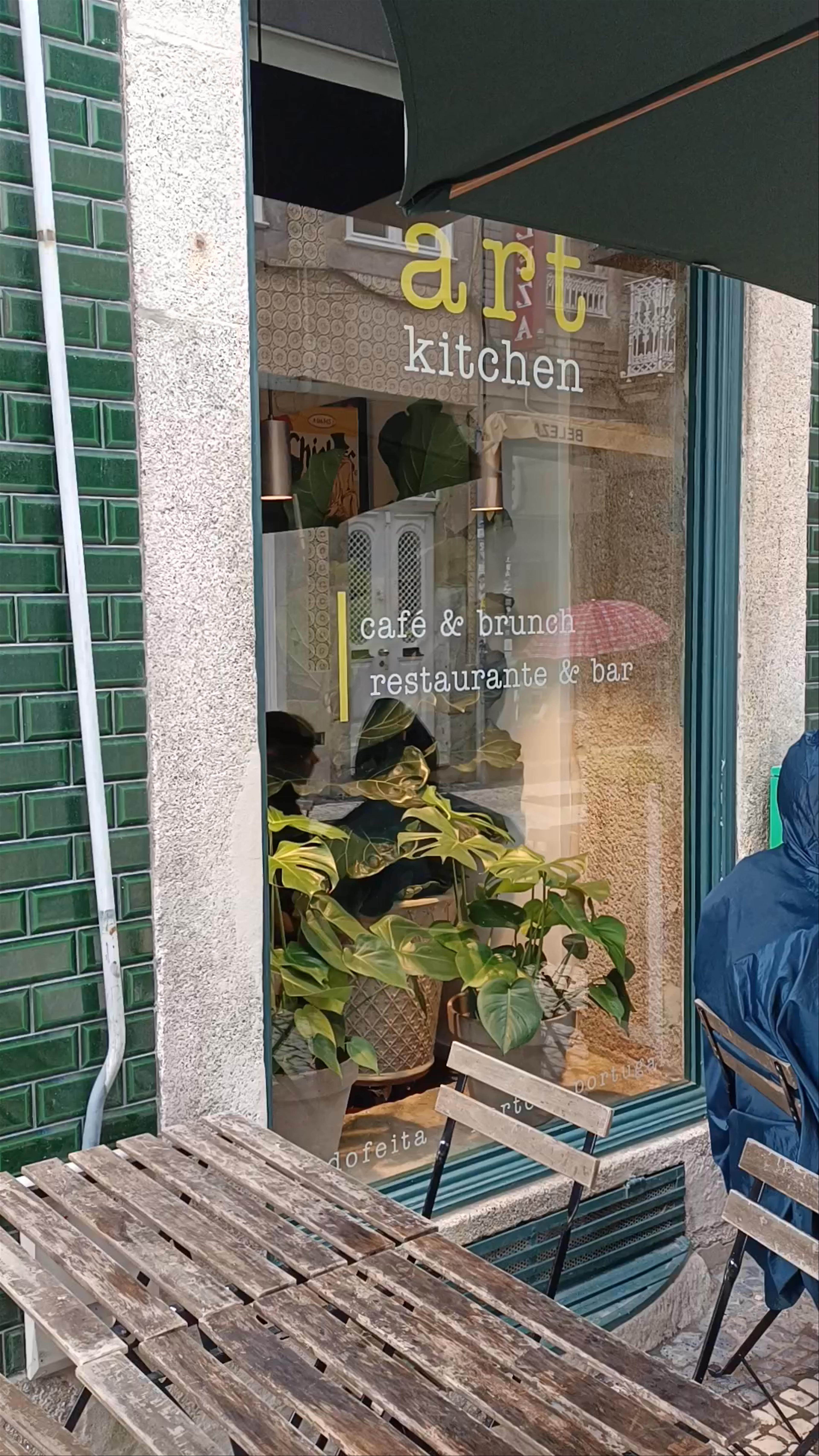 LM Art Kitchen