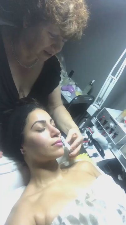 Deluxe Spa Services - Massage Near Me