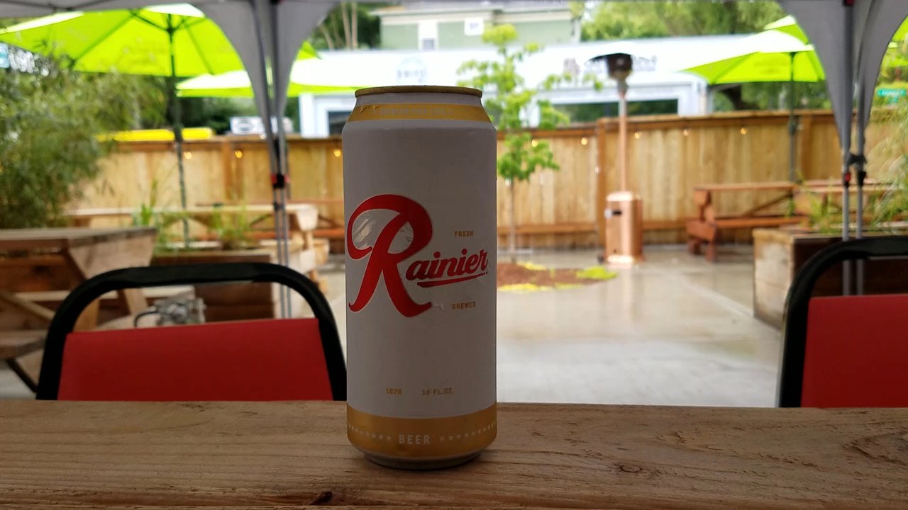 The Vern - Stelter from the rain. - Dive Bars Near Me - Portland, Oregon