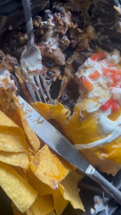 Tijuana Flats - Classic Cheesy Chimichanga was full of beans. Barely any chicken I asked for no Bangin' Sauce and it was all over it. Do not recommend - Mexican Near Me - Jacksonville, Florida
