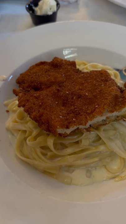Bernini - Alfredo with crusted chicken - Italian Near Me - Tampa, Florida