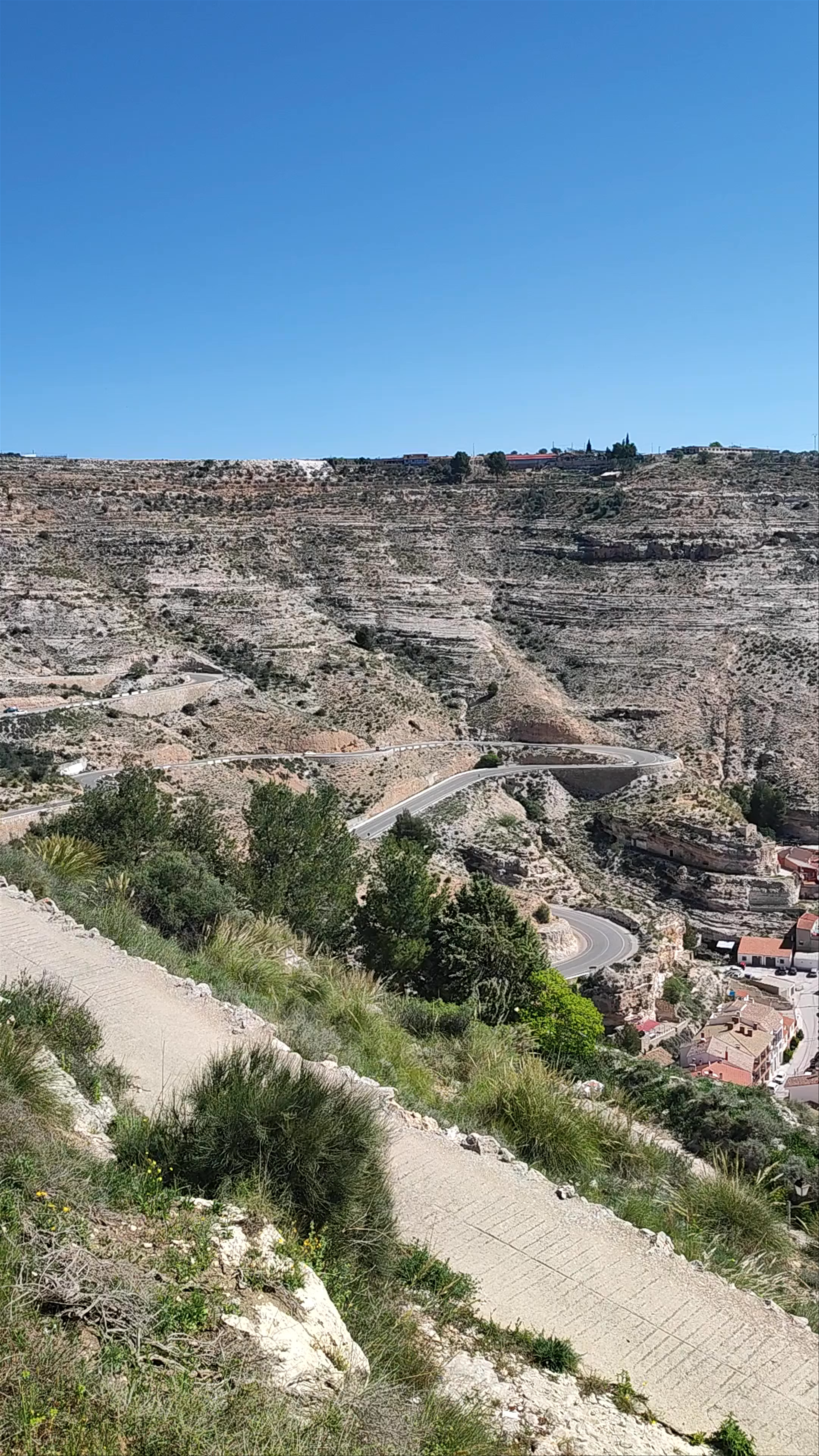 Mirador Alcalá del Júcar: Breathtaking Scenic Views in Castilla-La Mancha, Spain