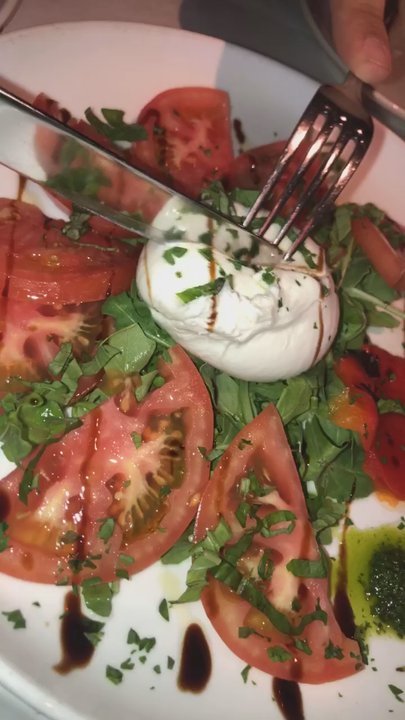 Café Prima Pasta - Caprese Salad - Italian Near Me - Miami Beach, Florida