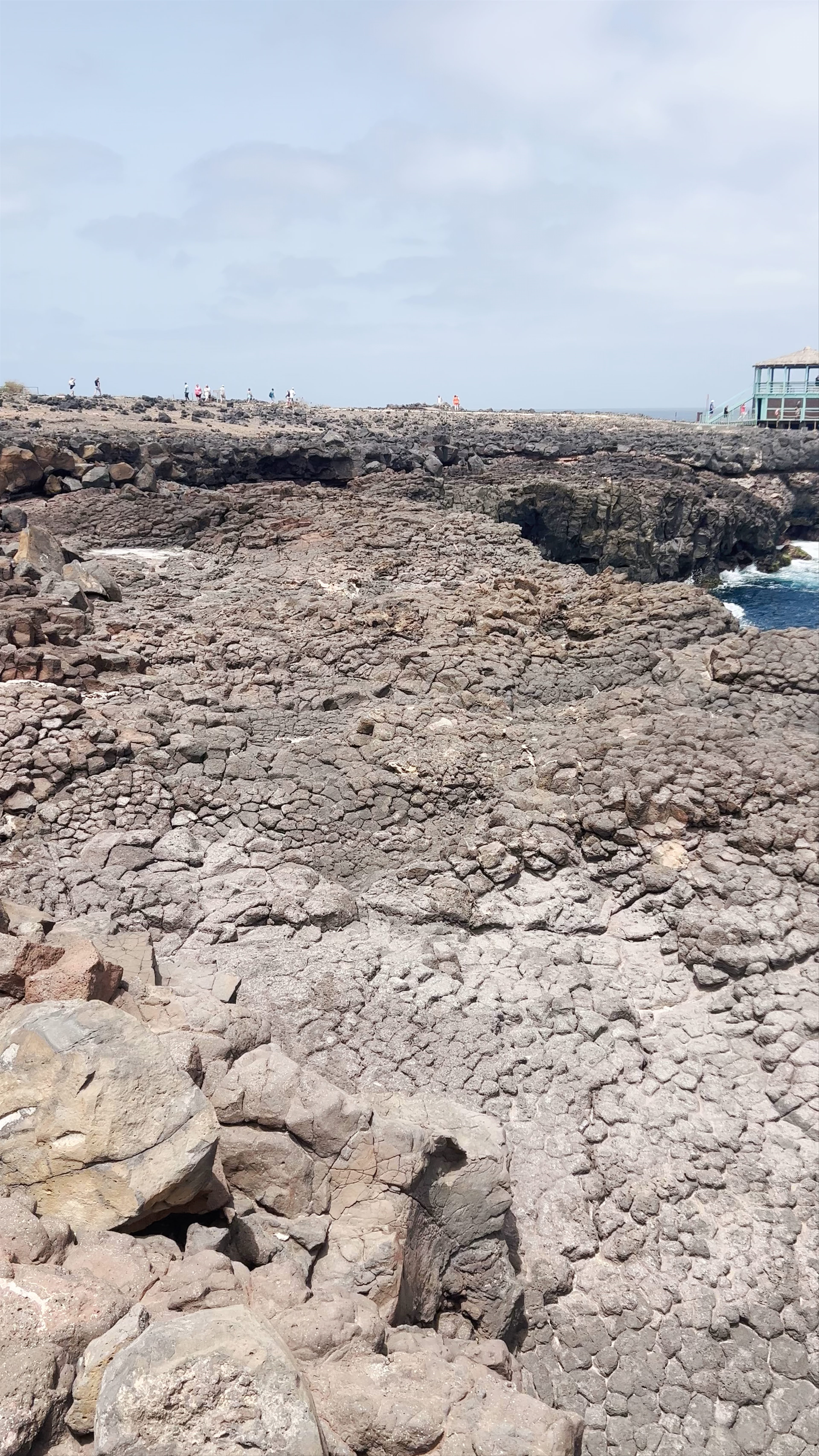 Buracona - Blue Eye Cave