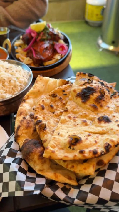 Zyka - Naan, jeera rice, tandoori chicken, butter chicken, chicken tikka - Indian Near Me - Banff, Alberta